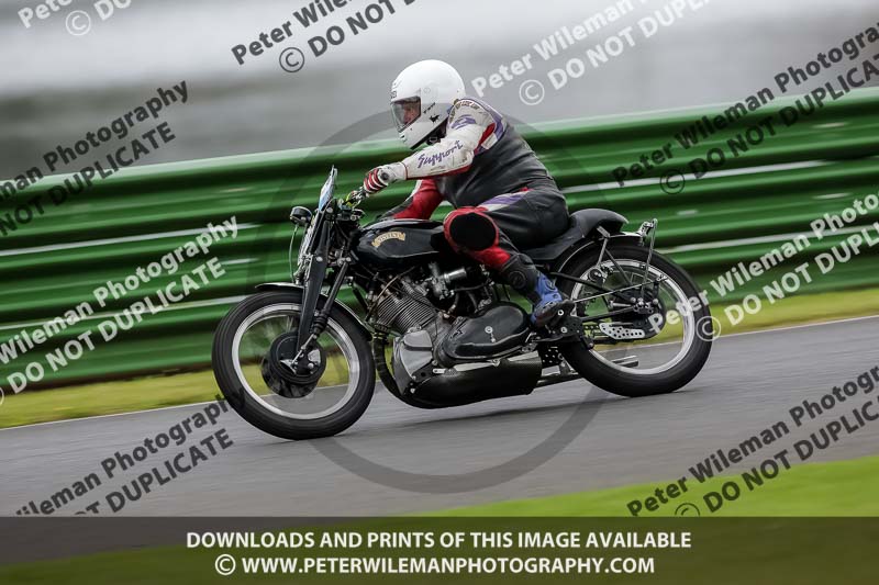 Vintage motorcycle club;eventdigitalimages;mallory park;mallory park trackday photographs;no limits trackdays;peter wileman photography;trackday digital images;trackday photos;vmcc festival 1000 bikes photographs